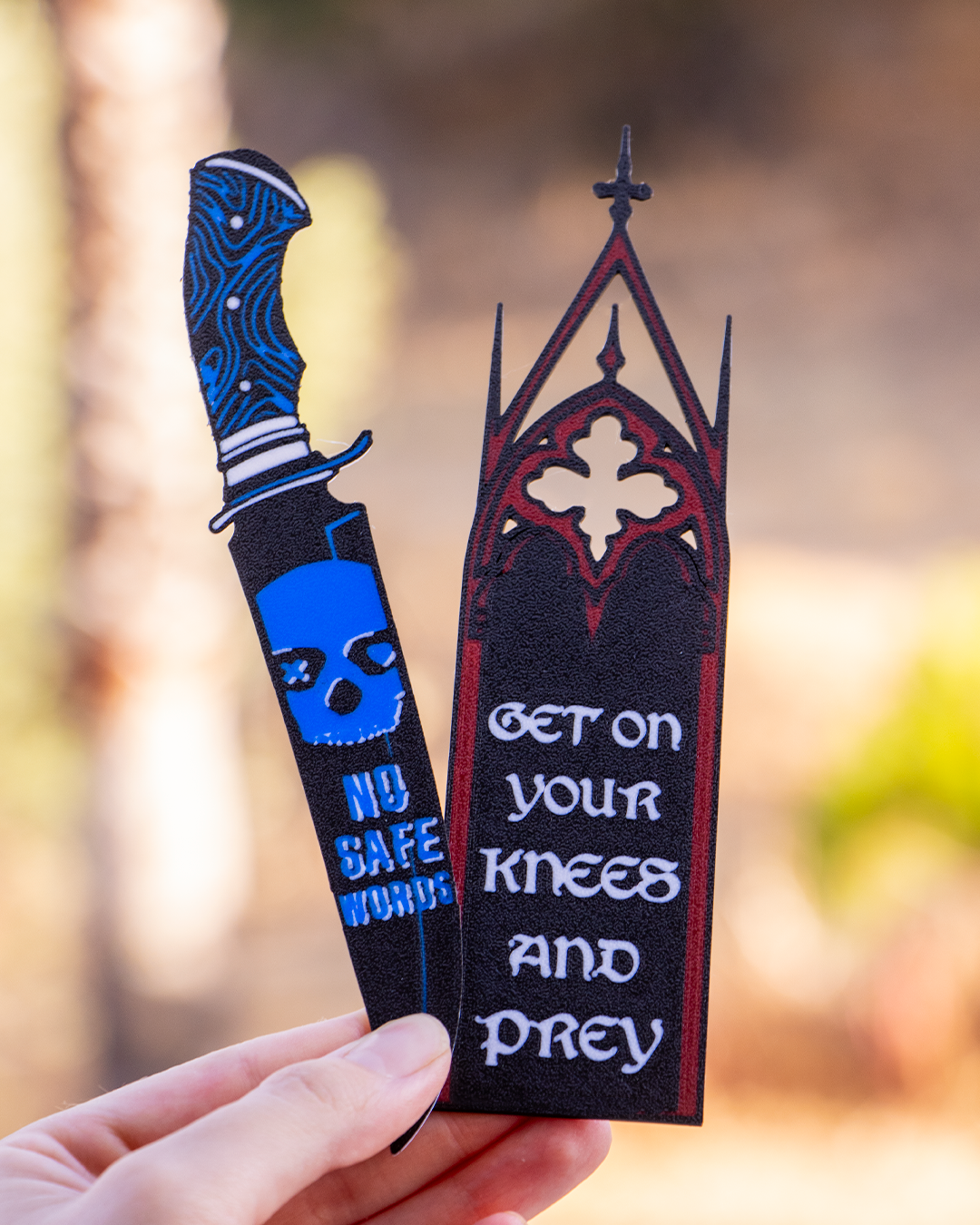 81 Marcapáginas Lights Out y Caught Up | Lectores de Dark Romance