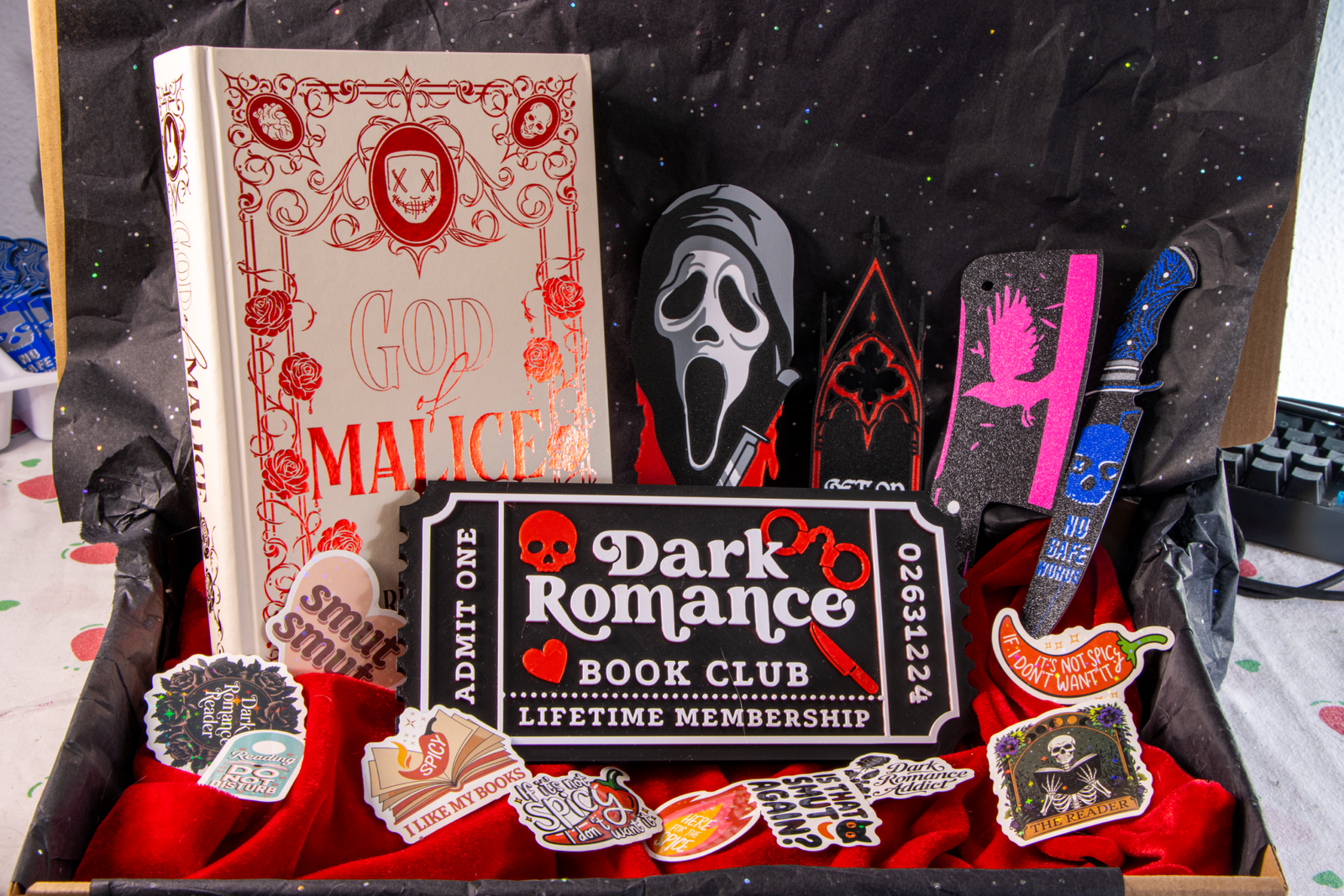 2026/02/1000045420-1-scaled.png dark romance box